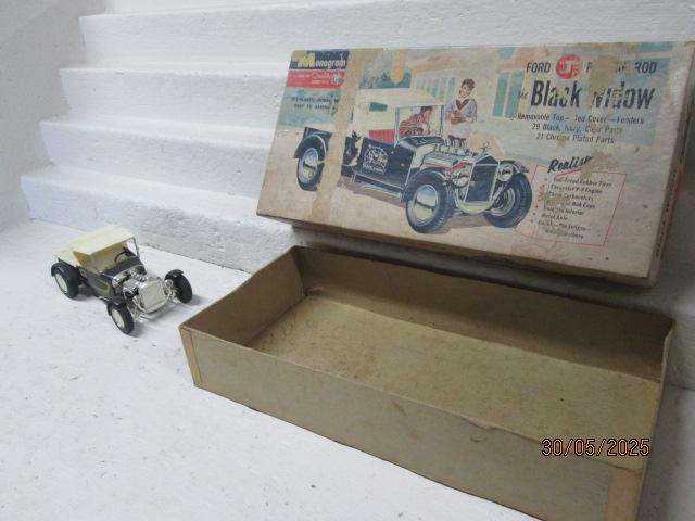 MONOGRAM - FORD T PICKUP - BLACK WIDOW - BOXED