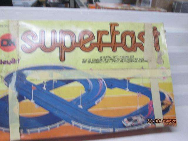 PLAYART - SUPERFAST - SLOT CAR RACING SET - BOXED