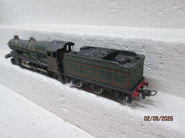 OO SCALE - HORNBY DUBLO - BR - STEAM LOCOMOTIVE - BRISTOL CASTLE - 2-RAIL