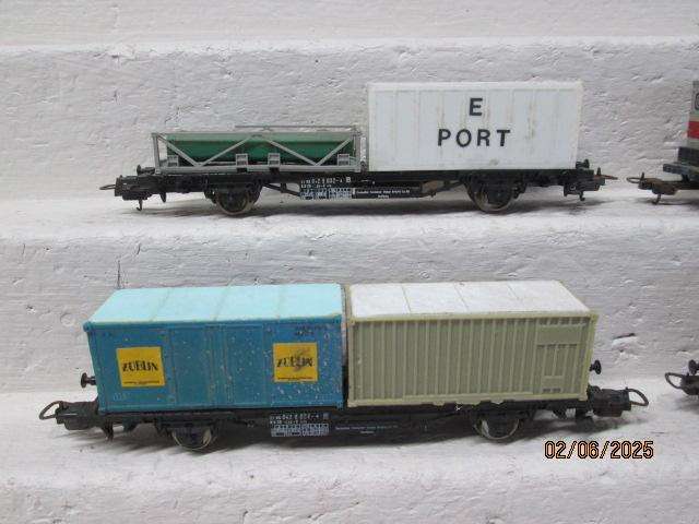 HO SCALE - LIMA - X4 CONTAINER FLATCAR WAGONS