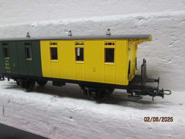 HO SCALE - RIVEROSSI - X2 COACHES (NORD MILANO)
