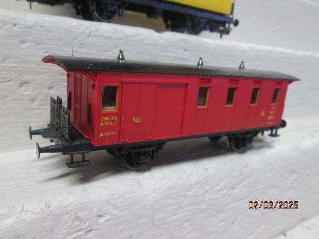 HO SCALE - RIVEROSSI - X2 COACHES (NORD MILANO)