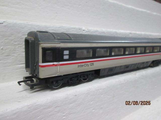 OO SCALE - HORNBY- INTERCITY 125 PASSENGER COACH