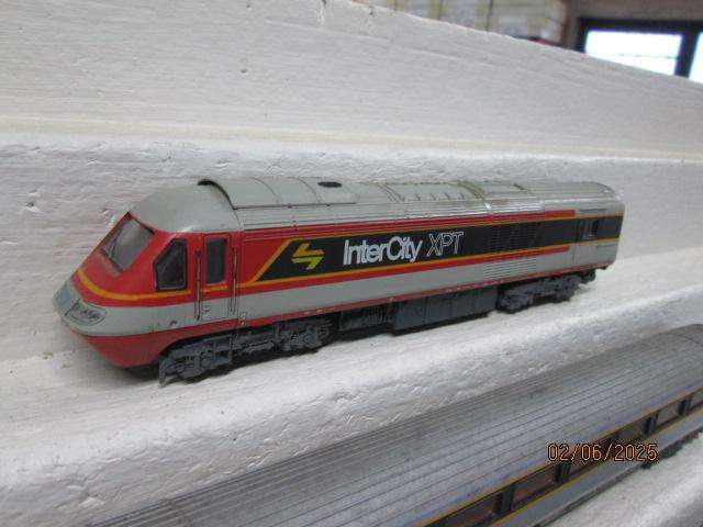OO SCALE - LIMA - INTERCITY - XPT SUBURBAN SET