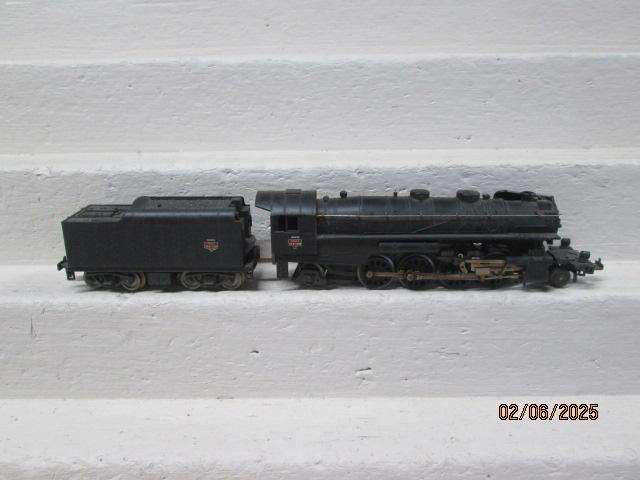 HO SCALE - LIMA - SNCF - 2-8-2 STEAM LOCOMOTIVE