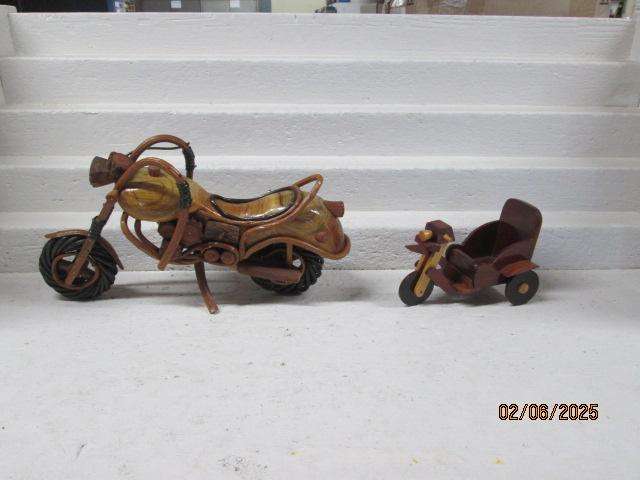 WOODEN MOTORBIKE - + TRICYCLE