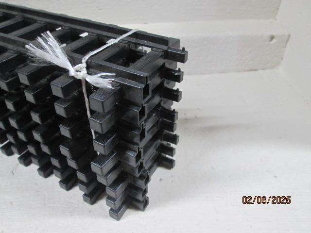 G SCALE - PLASTIC TRACK-
