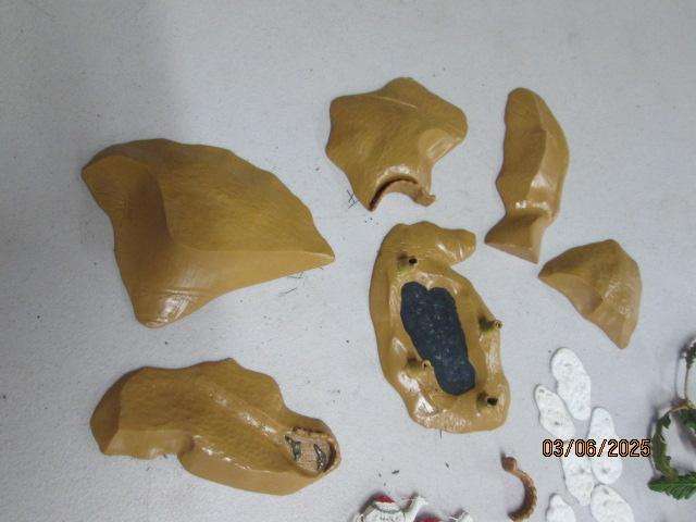 HO / OO SCALE - AIRFIX - EGYPTIAN MILITARY FIGURINES + SCENERY