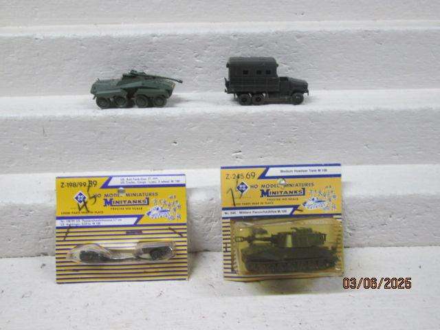 HO SCALE - ROCO -  MILITARY VEHICLES - X4