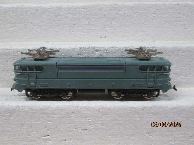 HO SCALE - LIMA - SNCF - ELECTRIC LOCOMOTIVE - BOXED