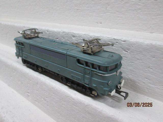 HO SCALE - LIMA - SNCF - ELECTRIC LOCOMOTIVE - BOXED