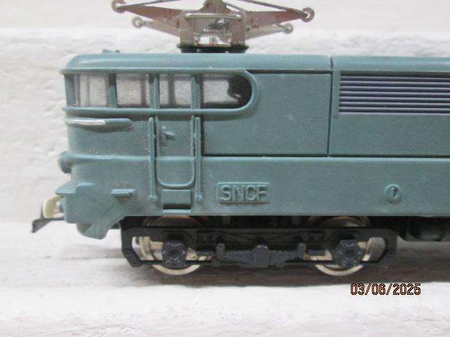 HO SCALE - LIMA - SNCF - ELECTRIC LOCOMOTIVE - BOXED