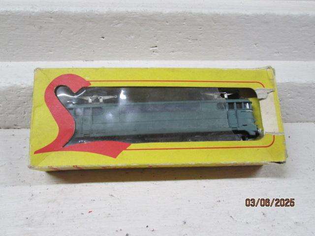 HO SCALE - LIMA - SNCF - ELECTRIC LOCOMOTIVE - BOXED