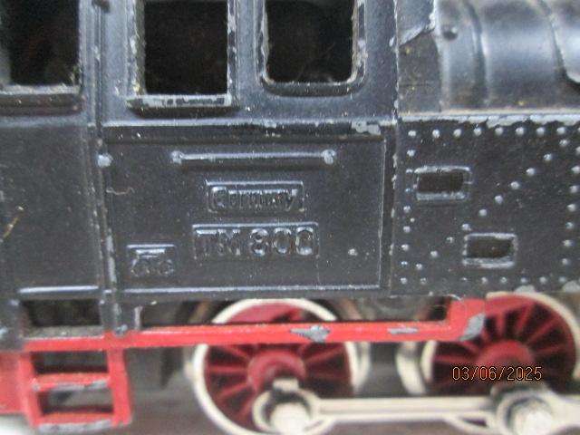 HO SCALE - MARKLIN - 0-6-0 STEAM LOCOMOTIVE