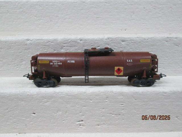 HO SCALE - LIMA - SAR - EXP PETROL TANKER WAGON