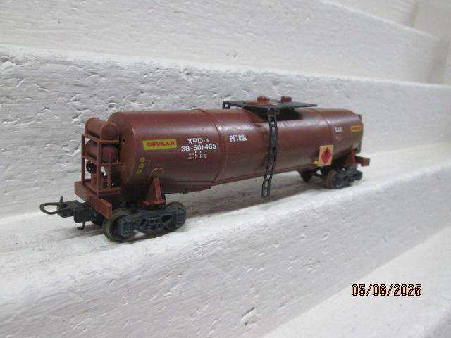 HO SCALE - LIMA - SAR - EXP PETROL TANKER WAGON