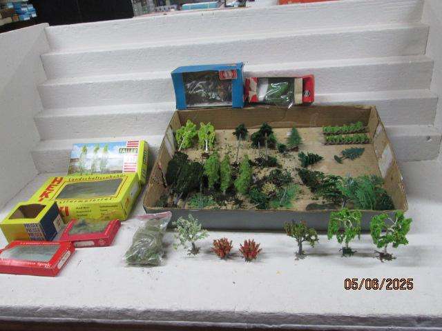 HO SCALE - VARIOUS TREES AND SCENERY MATERIAL (BEER BOX FULL)