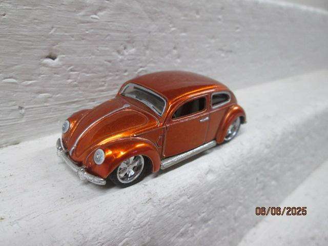 DIE CAST - MAISTO - VW BEETLE