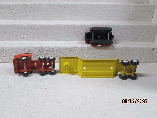 DIE CAST - TONKA - TRUCK & TRAILER WITH BULLDOZER