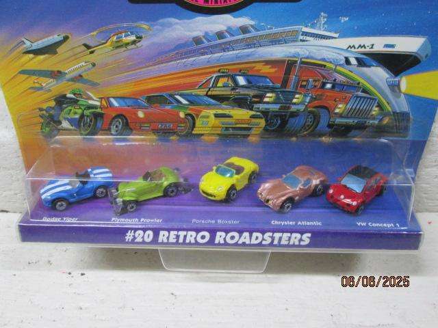 DIE CAST - MICRO-MACHINES - X5 RETRO ROADSTERS - BOXED