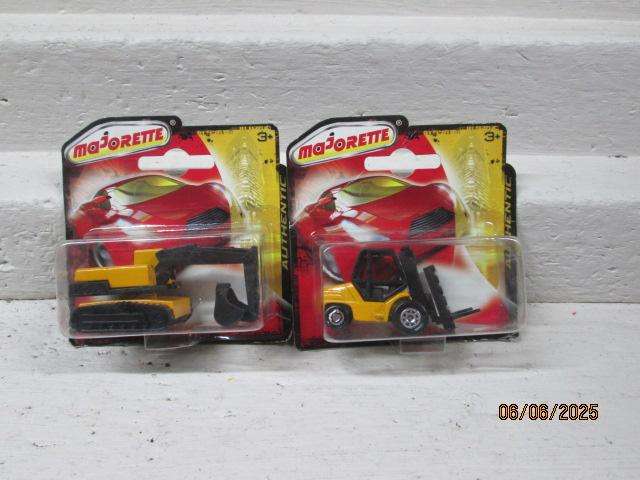 DIE CAST - MAJORETTE- EARTHMOVING EQUIPMENT - X2 - BOXED
