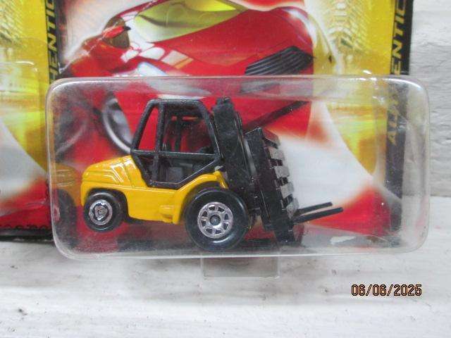 DIE CAST - MAJORETTE- EARTHMOVING EQUIPMENT - X2 - BOXED