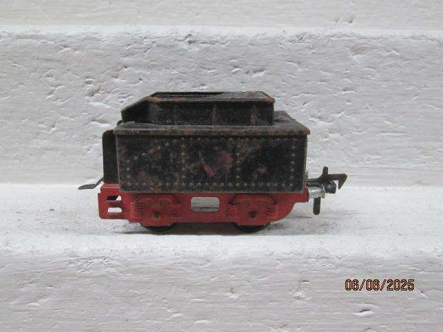 HO SCALE - FLEISCHMANN - 2-AXLE TENDER