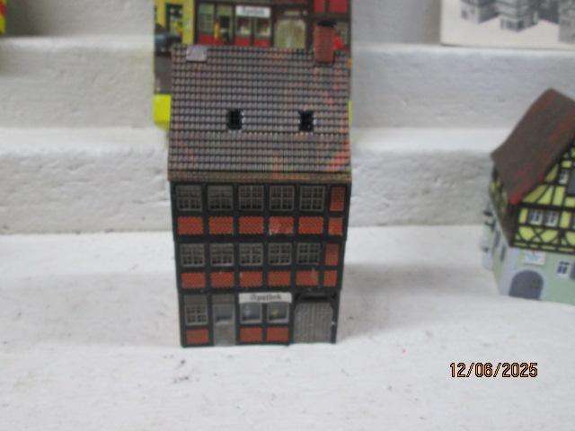 HO SCALE - HELJAN + FALLER -  VARIOUS BUILDINGS & HOUSES -X6- BOXED