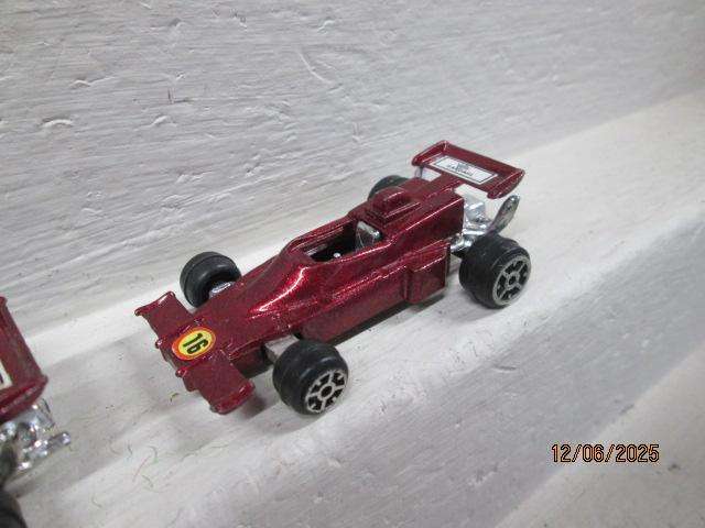 DIE CAST - X3 F1 VEHICLES