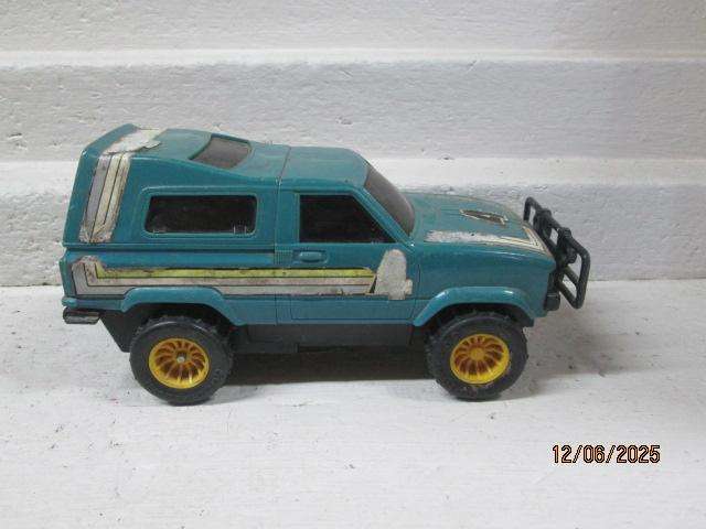 TOYOTA BAKKIE WITH CANOPY
