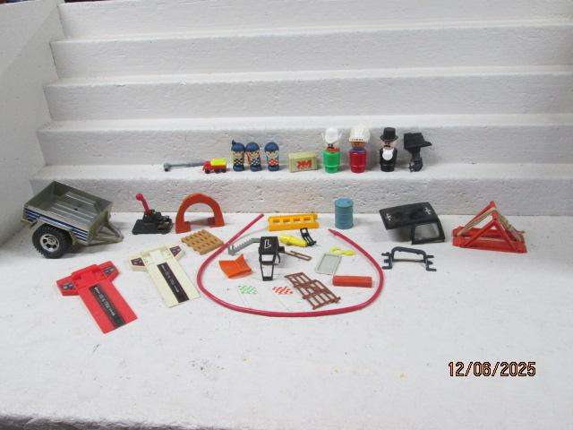 COLLECTABLE TOY SCRAP YARD - INCLUDING FISHER PRICE BITS