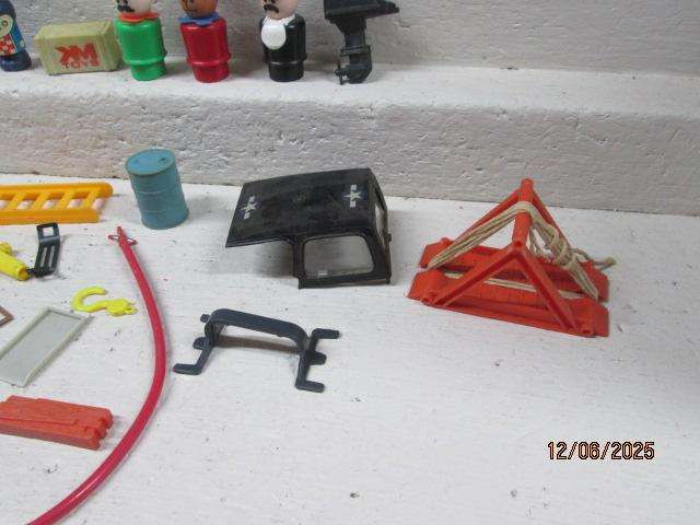 COLLECTABLE TOY SCRAP YARD - INCLUDING FISHER PRICE BITS