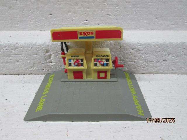 EXXON PETROL AND DIESEL BOWSERS