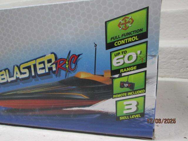 RADIO CONTROL - MAISTO - HYDRO BLASTER - BOXED