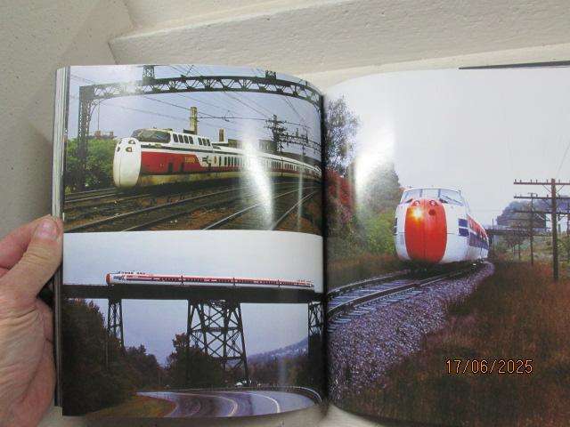 BOOK - TURBOTRAIN - A JOURNEY