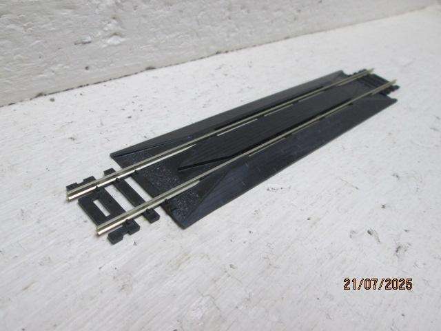 HO / OO SCALE - ATLAS - RE-RAILER STRAIGHT - NO.44
