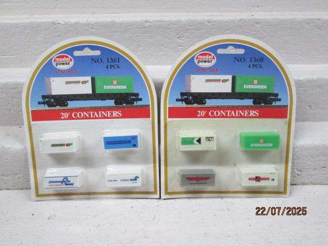 N SCALE - MODEL POWER - 20 FOOT CONTAINERS - X8 - BOXED