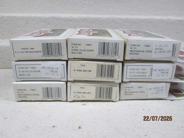 N SCALE - BACHMANN - VARIOUS GOODS WAGONS - X9 - BOXED