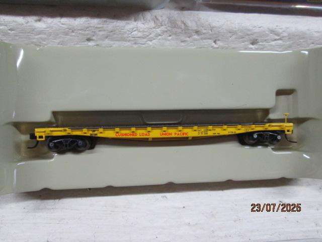 N SCALE - ATHEARN - VARIOUS GOODS WAGONS - X3 - BOXED