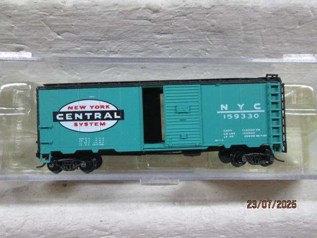 N SCALE - INTERMOUNTAIN RAILWAY - VARIOUS GOODS WAGONS - X3 - BOXED