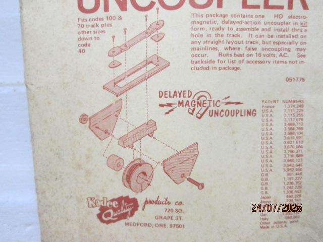 HO SCALE - KADEE - UNCOUPLER SETS - X2 - BOXED