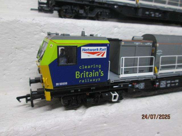 OO SCALE - BACHMANN NETWORK RAIL MPV POWER AND DUMMY UNIT - BOXED