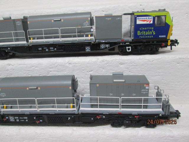 OO SCALE - BACHMANN NETWORK RAIL MPV POWER AND DUMMY UNIT - BOXED