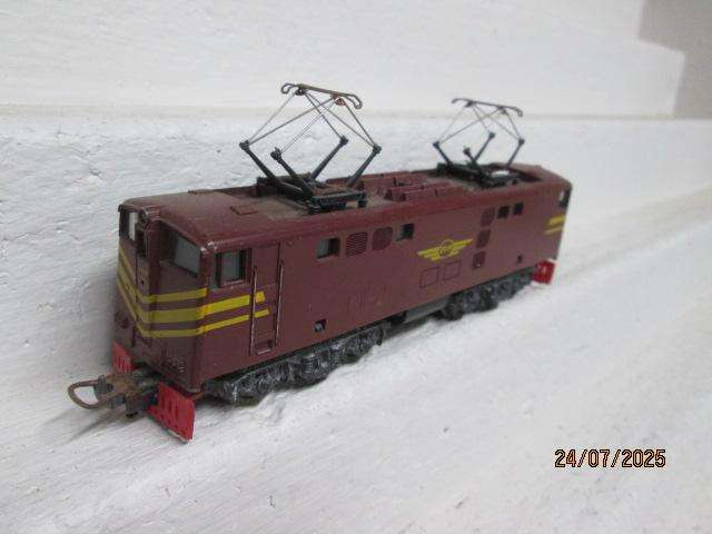 HO SCALE - LIMA - SAR - BROWN 5E ELECTRIC LOCOMOTIVE
