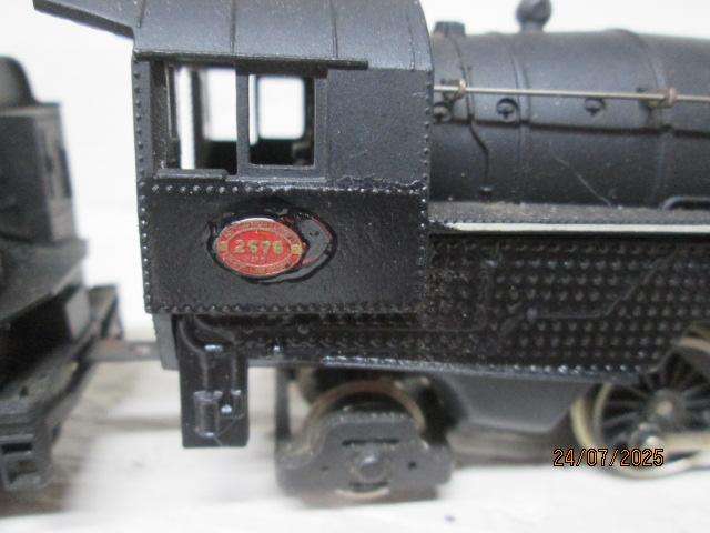 HO SCALE - LIMA - SAR - 2-8-2 STEAM LOCOMOTIVE