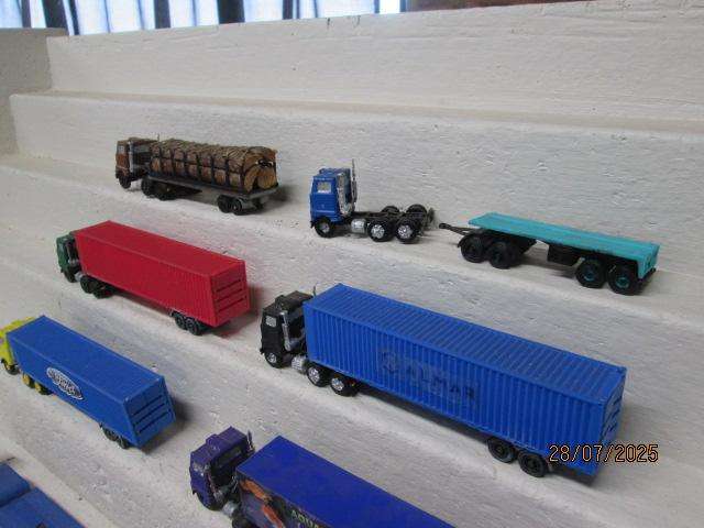 HO SCALE - ROAD TRUCKS - X8 (3D PRINTED)