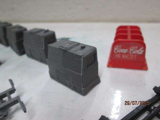 HO SCALE - LAZER CUT MODEL RAILWAY SCENERY BITS & PIECES