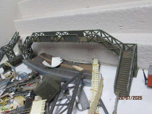HO SCALE - LARGE AMOUNT OF MODEL RAILWAY SCENERY INCLUDING GRAVEYARD ETC