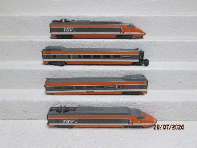 HO SCALE - LIMA - TGV SPEED TRAIN SET