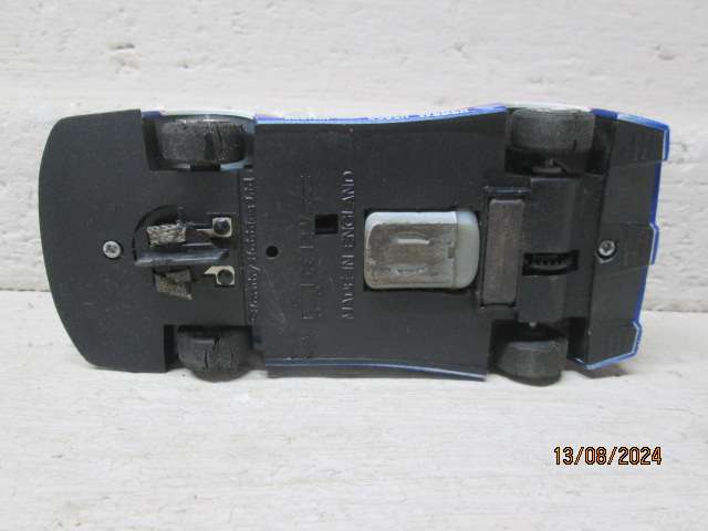 1:32 SCALE - HORNBY HOBBIES - FERRARI F40 PEPSI SLOT CAR